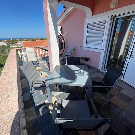Seaview Penthouse With Terrace By Pag Tours *
